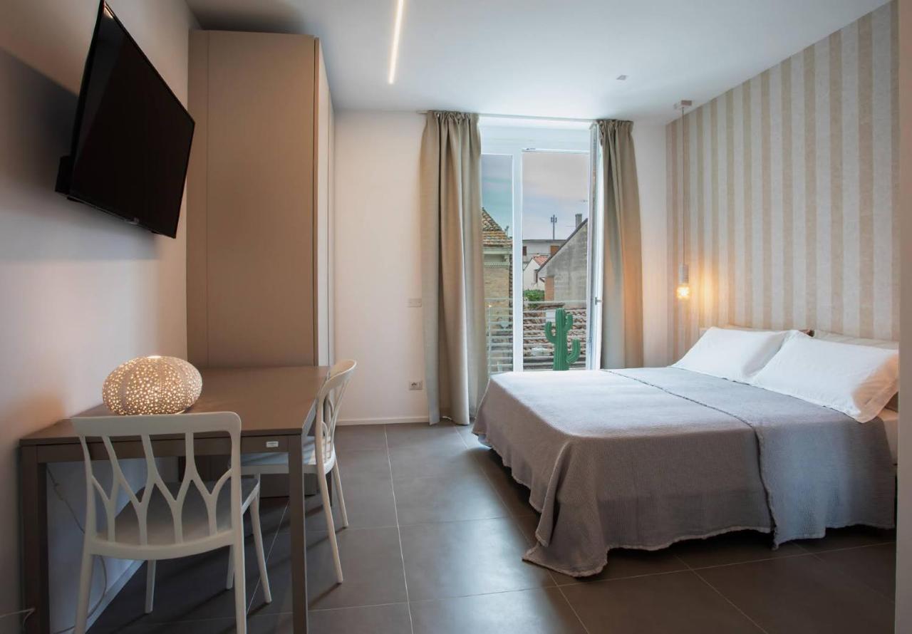 Car.Ma - Comfy Rooms Porto SantʼElpidio Esterno foto